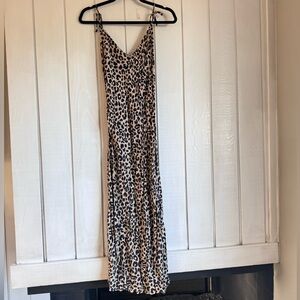 Tori Praver Leopard Print Midi Dress